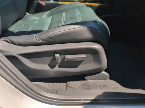 Used 2020 Honda CR-V Touring image 53