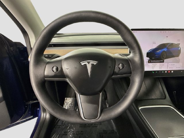 Used 2022 Tesla Model Y Long Range AWD/4WD image 10