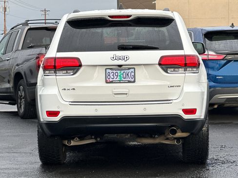 Used 2022 Jeep Grand Cherokee Limited image 5