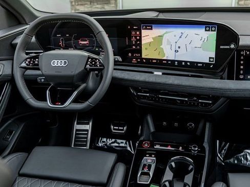 New 2025 Audi SQ6 e-tron Prestige image 19