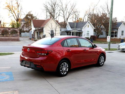 Used 2020 Kia Rio S w/ Technology Package image 7
