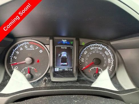 Used 2023 Toyota Tacoma SR AWD/4WD image 19