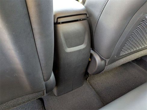 Certified 2022 Hyundai Venue Limited image 13