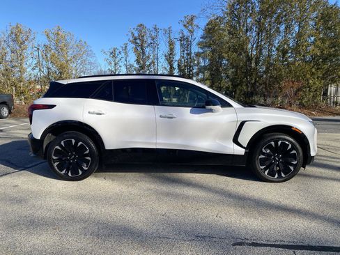 Used 2025 Chevrolet Blazer EV RS image 8