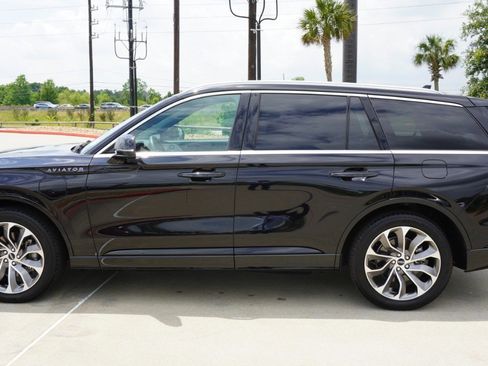 Used 2021 Lincoln Aviator Grand Touring w/ Equipment Group 302A AWD/4WD image 5
