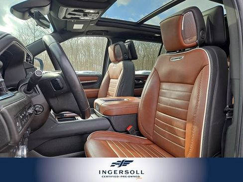 Used 2023 GMC Yukon Denali Ultimate image 17