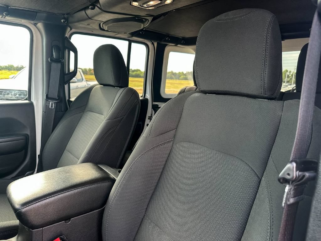Used 2021 Jeep Wrangler Unlimited Sport AWD/4WD image 13