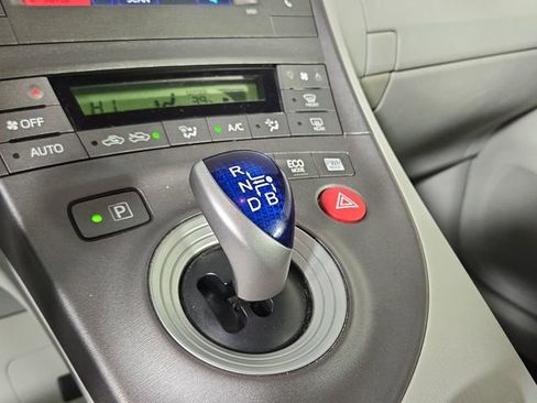 Used 2014 Toyota Prius Two FWD image 20