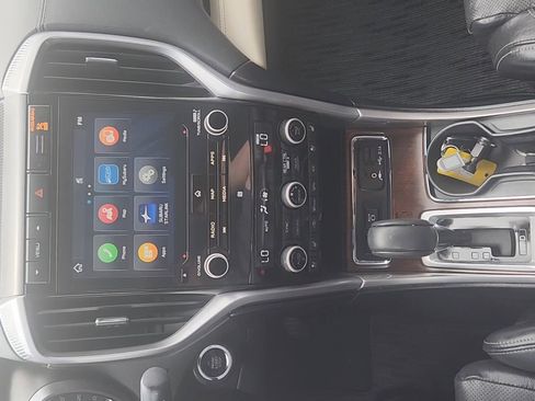 Used 2022 Subaru Ascent Touring image 17