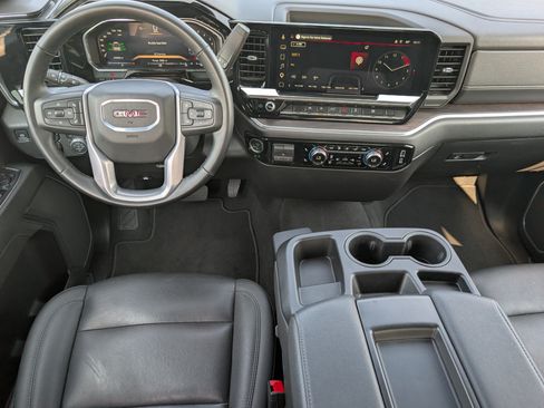 Used 2026 GMC Sierra 1500 SLT AWD/4WD image 10