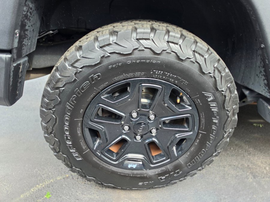 Used 2018 Jeep Wrangler Unlimited Sport AWD/4WD image 11