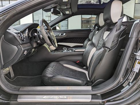 Used 2016 Mercedes-Benz SL 63 AMG image 13