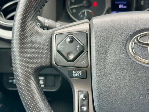Used 2020 Toyota Tacoma TRD Off-Road AWD/4WD image 16
