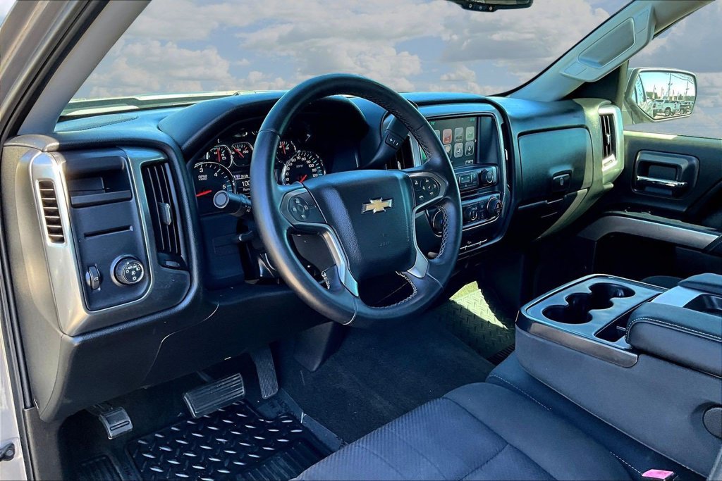 Used 2017 Chevrolet Silverado 1500 LT w/ All Star Edition RWD image 18