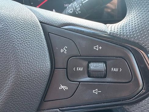 Certified 2024 Chevrolet Trax LS FWD image 17