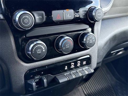 Used 2025 RAM 1500 Classic Warlock image 11