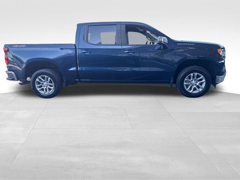 Certified 2023 Chevrolet Silverado 1500 LT AWD/4WD image 6