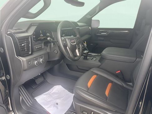 Used 2025 GMC Sierra 1500 AT4 w/ AT4 Premium Package image 13