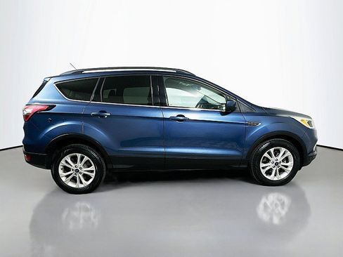 Used 2018 Ford Escape SE FWD image 8