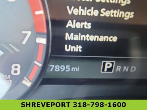 Used 2025 Nissan Frontier PRO-4X AWD/4WD image 12