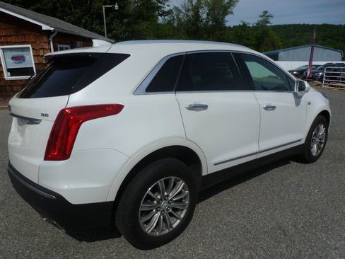 Used 2017 Cadillac XT5 Luxury w/ Driver Awareness Package AWD/4WD image 7