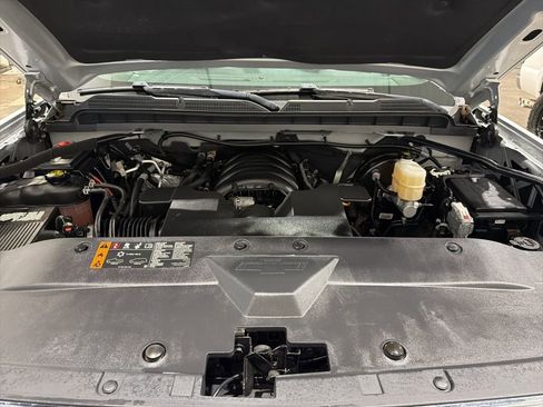 Used 2018 Chevrolet Silverado 1500 W/T w/ WT Convenience Package AWD/4WD image 29