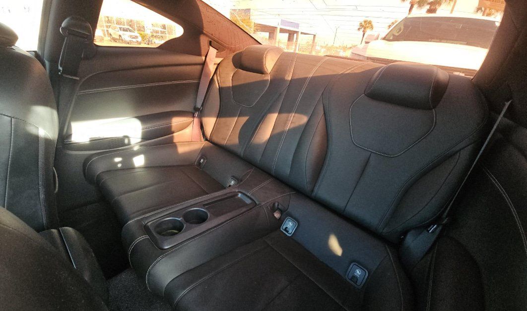 Used 2018 INFINITI Q60 2.0t RWD image 5