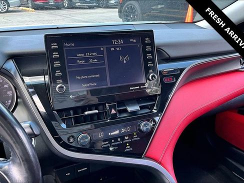 Used 2021 Toyota Camry XSE FWD image 16