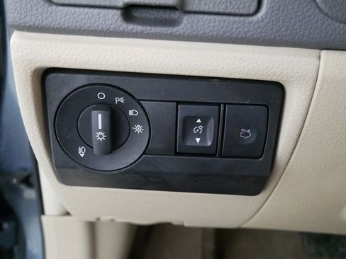 Used 2012 Ford Fusion SEL image 26