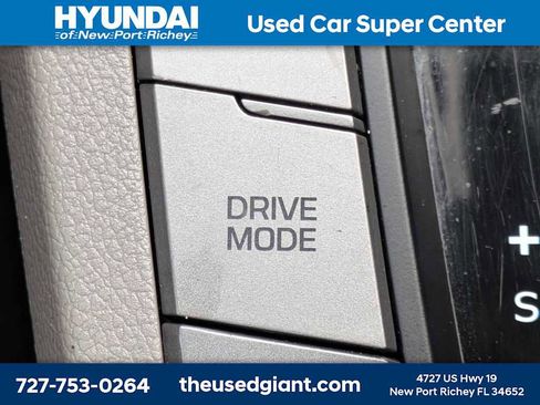 Used 2019 Hyundai Elantra SEL image 21