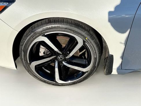 Used 2022 Honda Accord Sport image 31