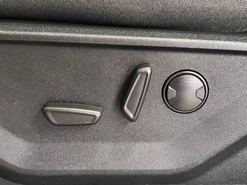 Used 2024 Ford F150 XLT w/ Equipment Group 302A MID image 37