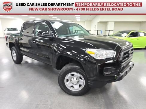 Used 2023 Toyota Tacoma SR AWD/4WD image 1