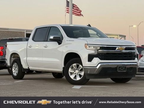 Certified 2025 Chevrolet Silverado 1500 LT image 2