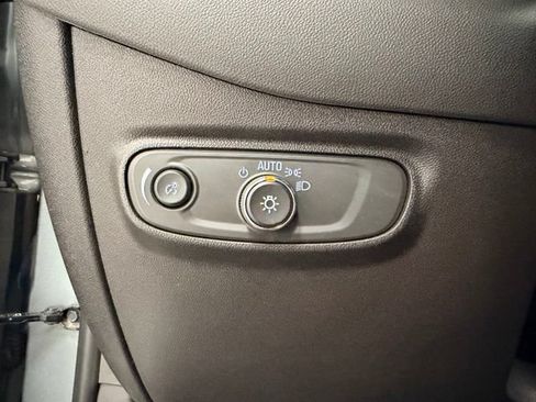 Certified 2024 Chevrolet Equinox LT AWD/4WD image 18