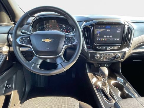 Used 2023 Chevrolet Traverse LT FWD image 15