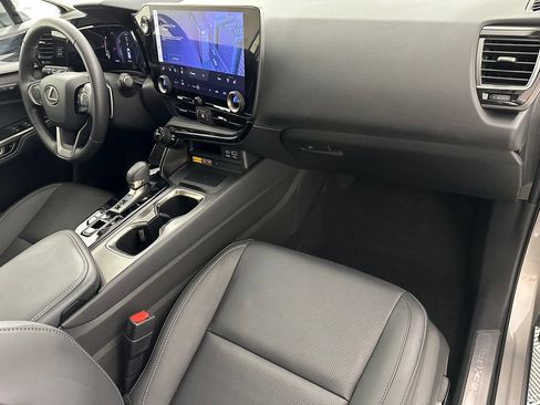 Used 2024 Lexus NX 350h AWD image 21