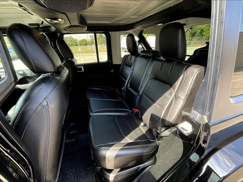 Used 2021 Jeep Wrangler Unlimited Sahara w/ Cold Weather Group image 24