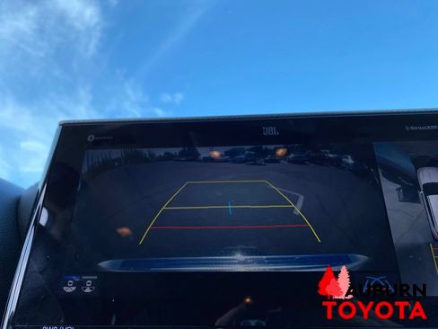 Used 2022 Toyota Highlander Platinum AWD/4WD image 48