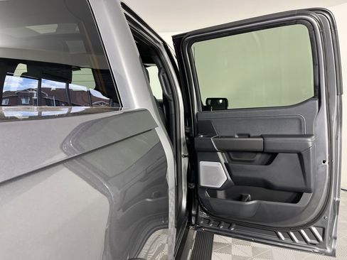 Used 2025 Ford F150 Lariat w/ Equipment Group 502A High image 31