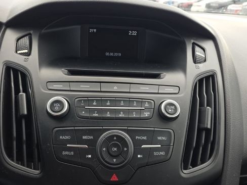 Used 2017 Ford Focus SE image 13