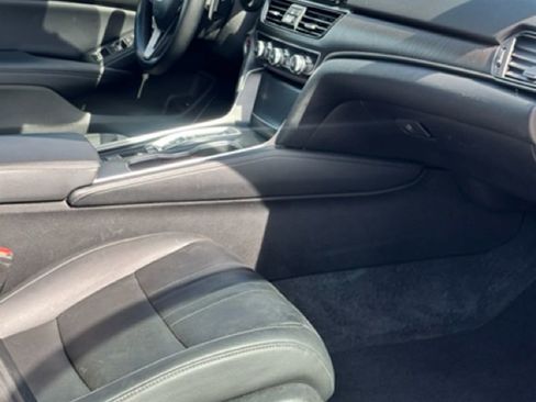 Used 2022 Honda Accord Touring image 19