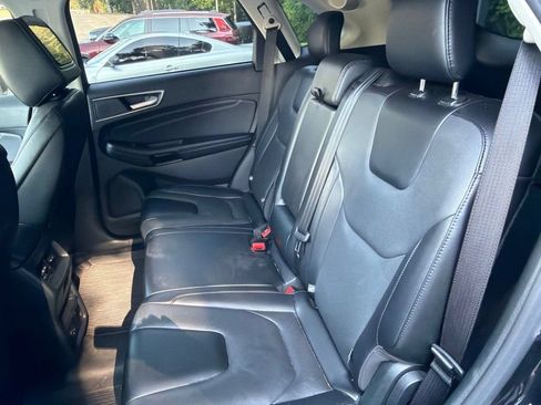 Used 2022 Ford Edge Titanium w/ Equipment Group 301A AWD/4WD image 12
