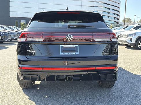 New 2026 Volkswagen Atlas Cross Sport SEL R-Line AWD/4WD image 4