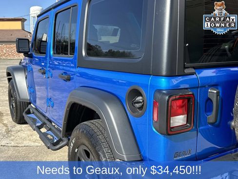 Used 2025 Jeep Wrangler Sport image 12