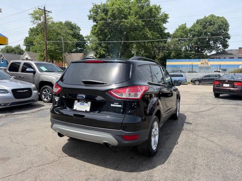 Used 2016 Ford Escape SE w/ Equipment Group 201A FWD image 8