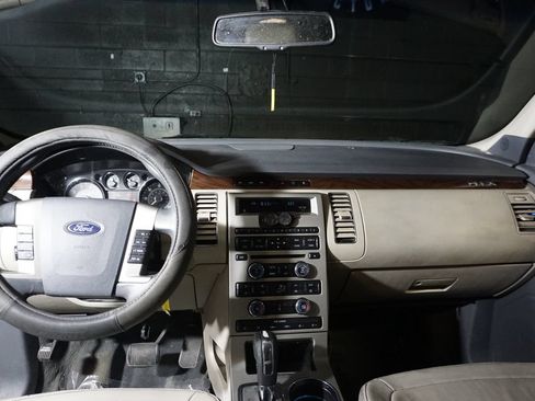 Used 2009 Ford Flex SEL AWD/4WD image 17