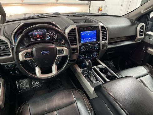 Used 2020 Ford F150 Lariat image 13