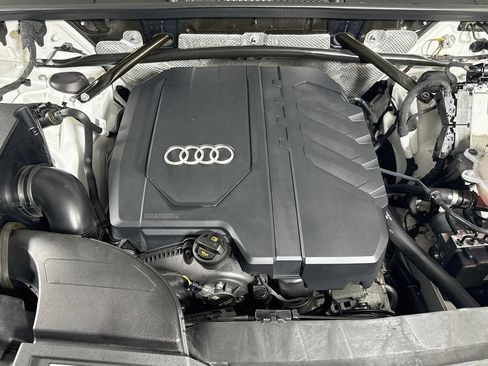 Used 2021 Audi Q5 2.0T Premium Plus w/ Premium Plus Package AWD/4WD image 22