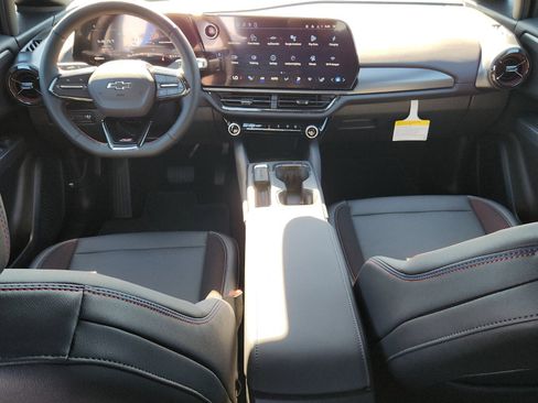 New 2026 Chevrolet Equinox EV RS image 8